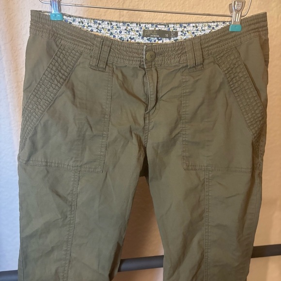 PRANA Pants Capri Cargo Outdoor Women’s Pant Size 10. Army Green. See note. - Picture 4 of 13